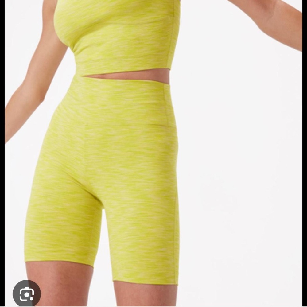 Yellow outdoor voices Freeform shorts